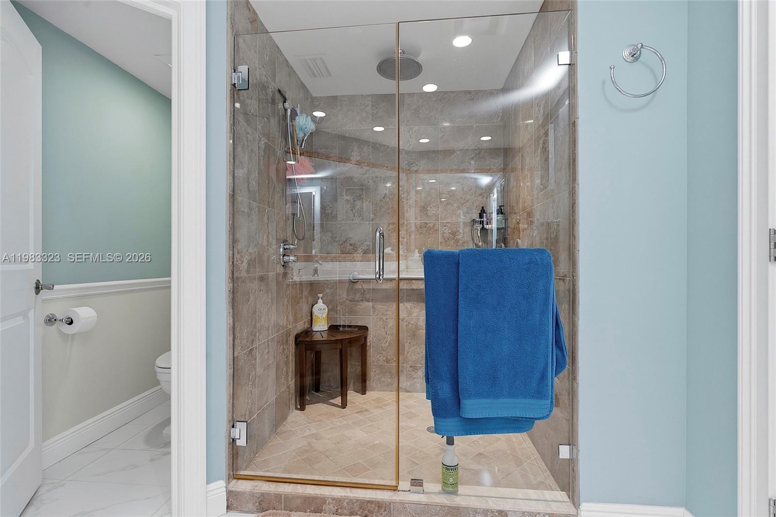 TIARA TOWERS CONDOMINIUM - Residential