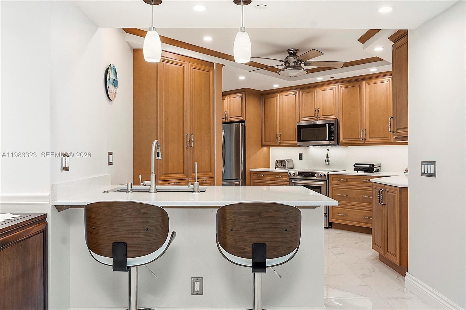 TIARA TOWERS CONDOMINIUM - Residential