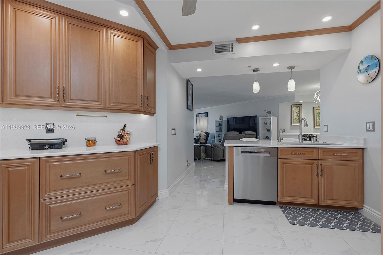 TIARA TOWERS CONDOMINIUM - Residential