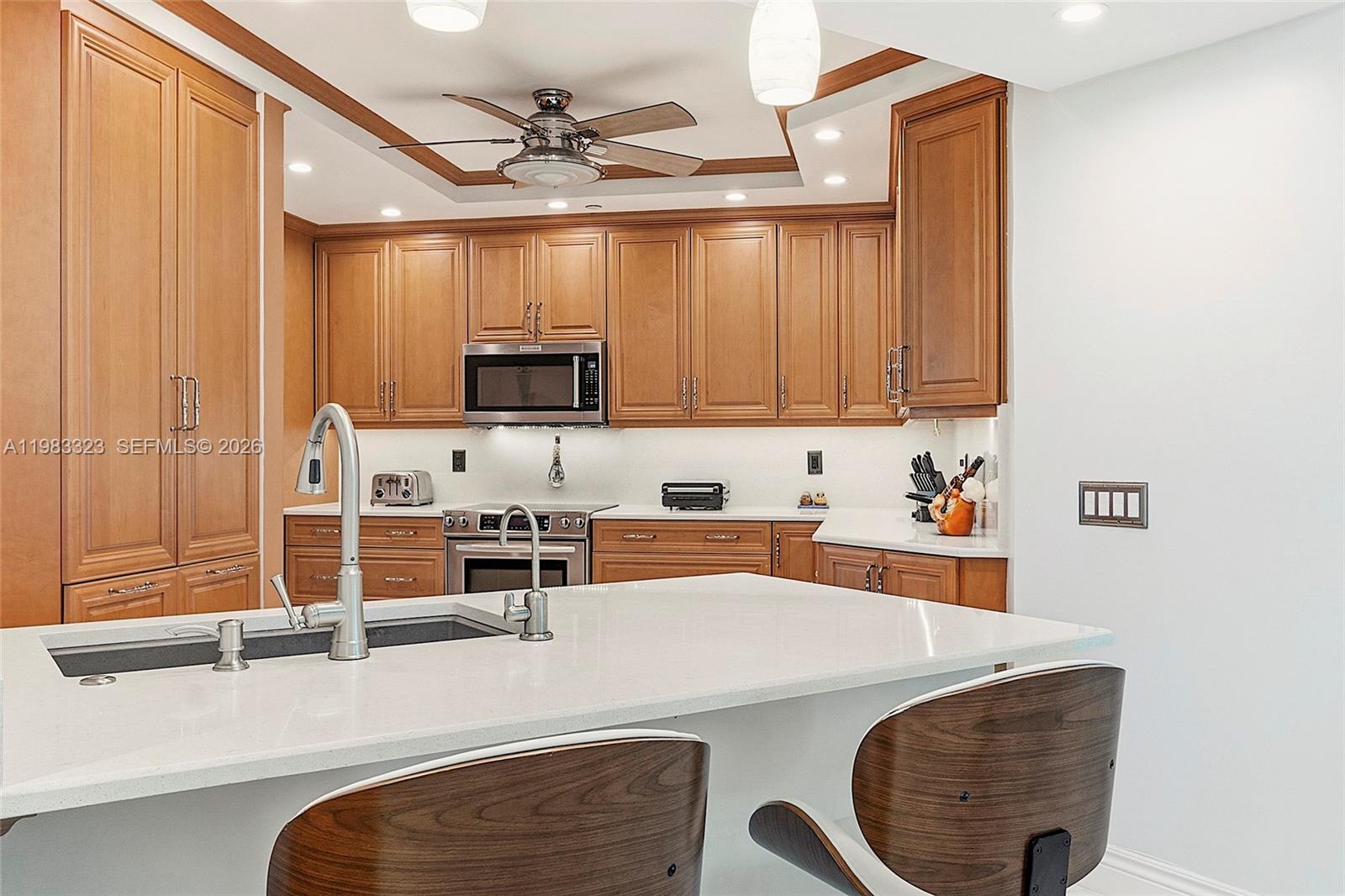 TIARA TOWERS CONDOMINIUM - Residential