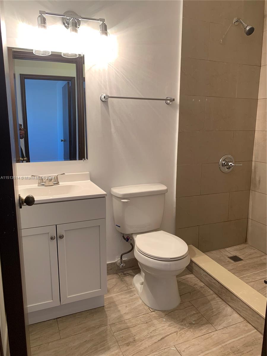 TIFFANY LAKES CONDO - Residential Lease