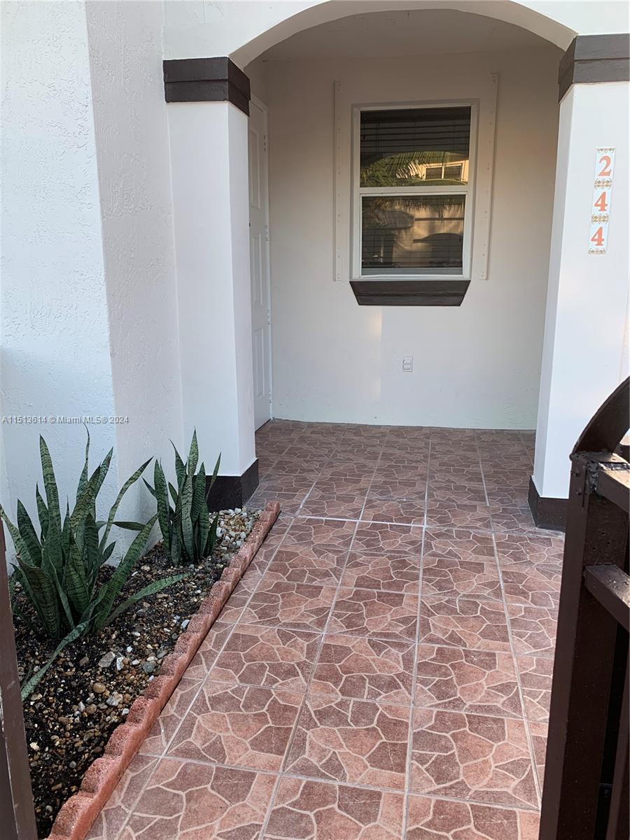 TIFFANY LAKES CONDO - Residential Lease