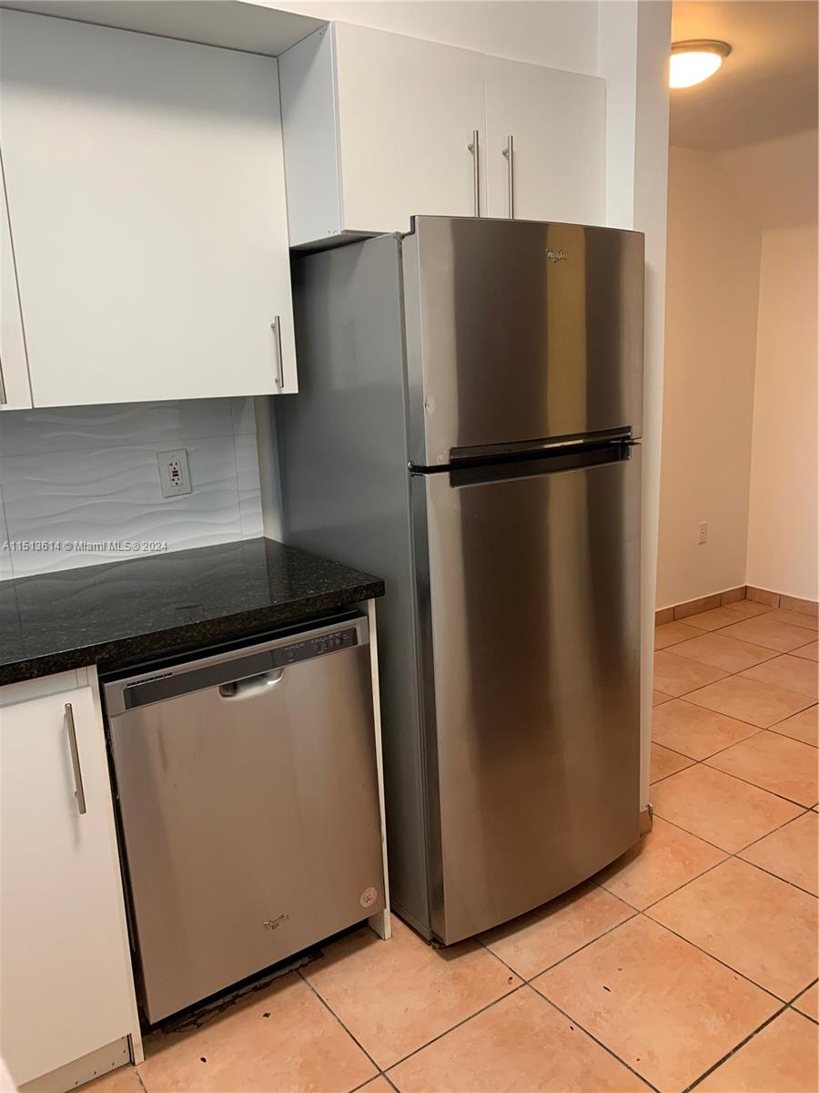 TIFFANY LAKES CONDO - Residential Lease
