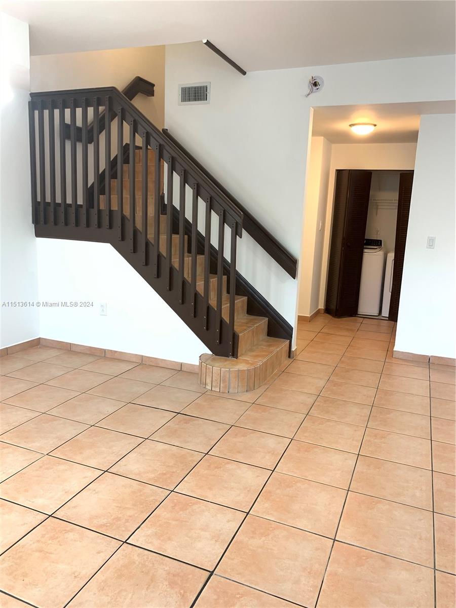TIFFANY LAKES CONDO - Residential Lease