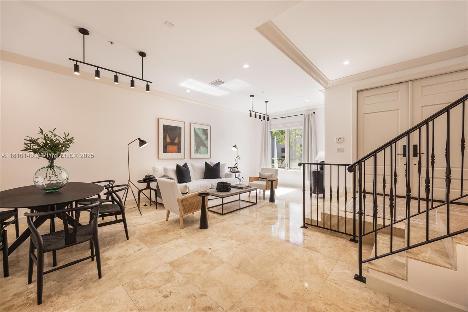 OAK LANE - Residential Lease