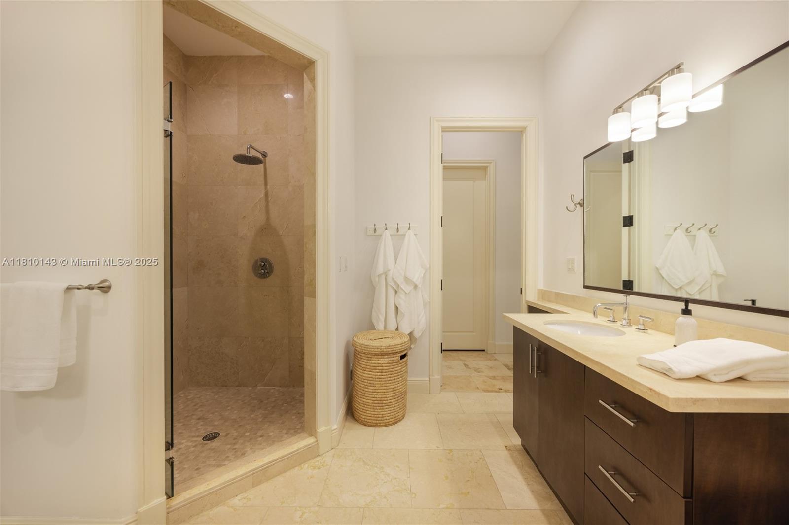 OAK LANE - Residential Lease