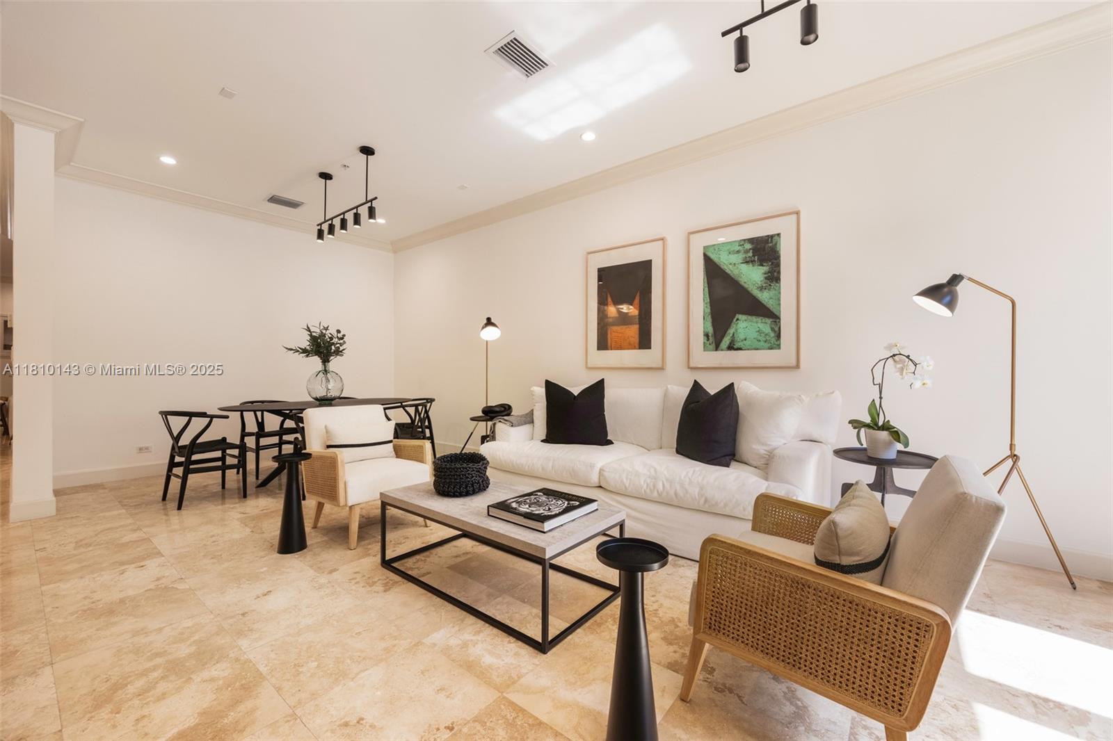 OAK LANE - Residential Lease