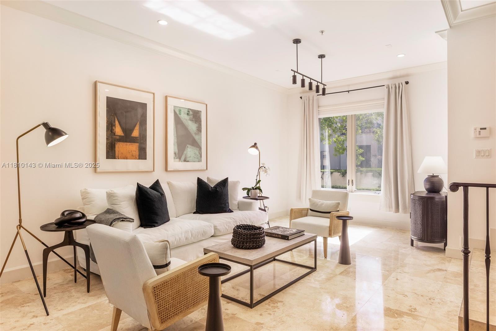 OAK LANE - Residential Lease
