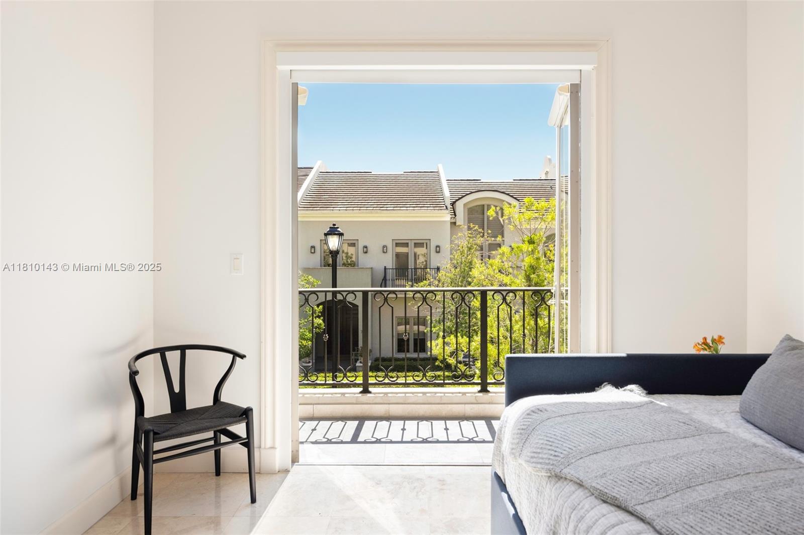 OAK LANE - Residential Lease