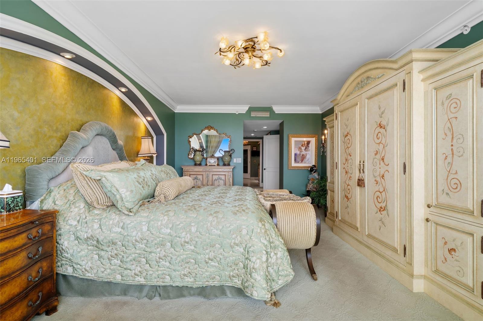 THE PENINSULA CONDO - Residential