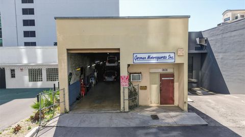 3838 Shipping Ave Miami FL 33146