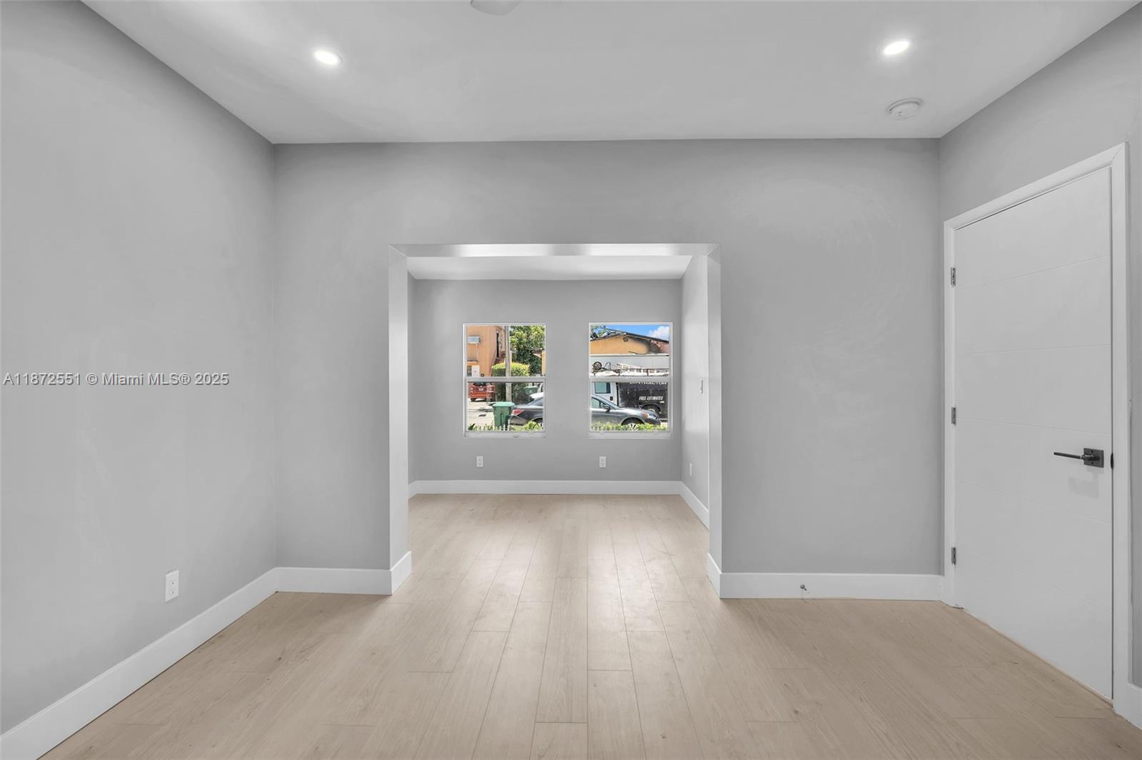 COLLEGE PARK - Residential Income