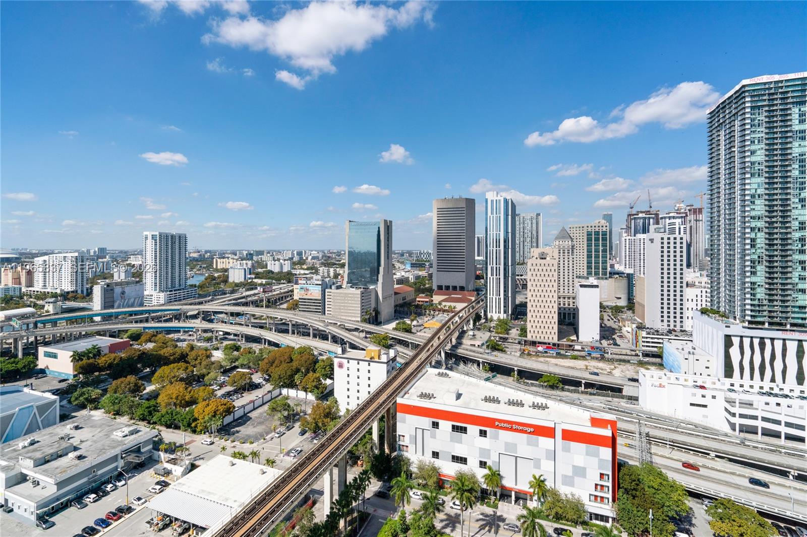 IVY CONDO - Residential