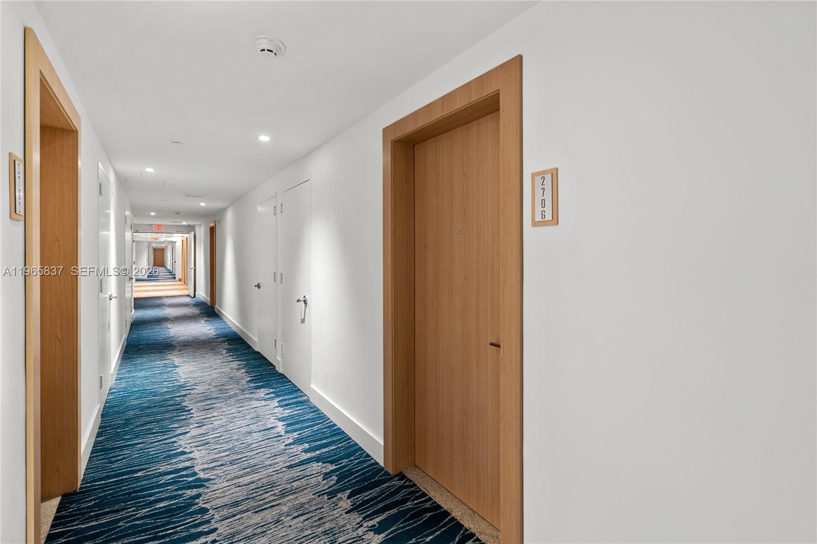 IVY CONDO - Residential