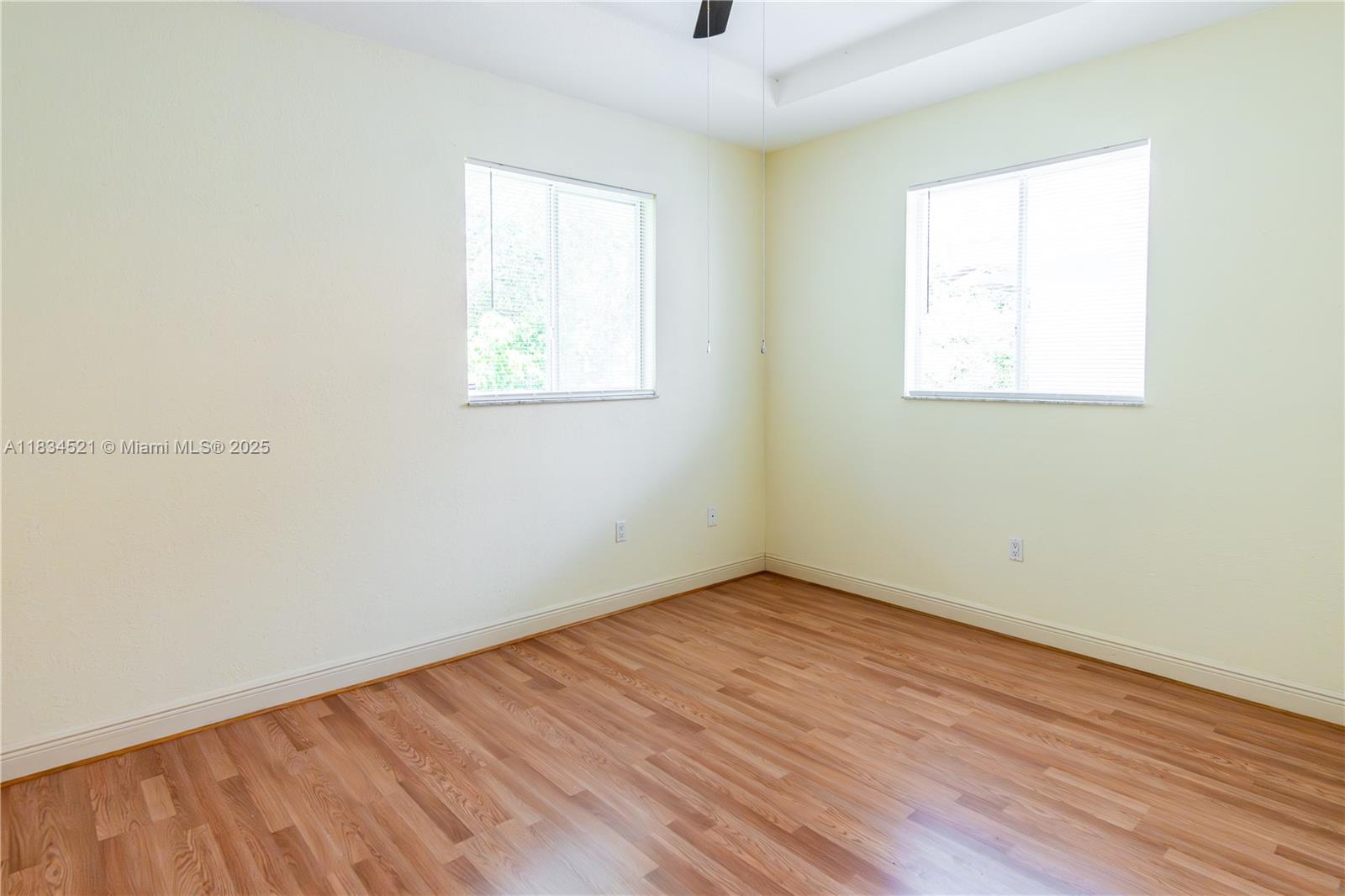 MELROSE POINT AT SANS SOU - Residential