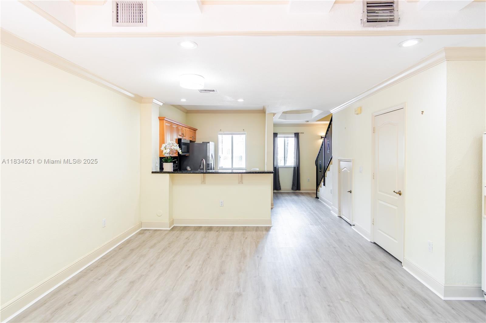 MELROSE POINT AT SANS SOU - Residential