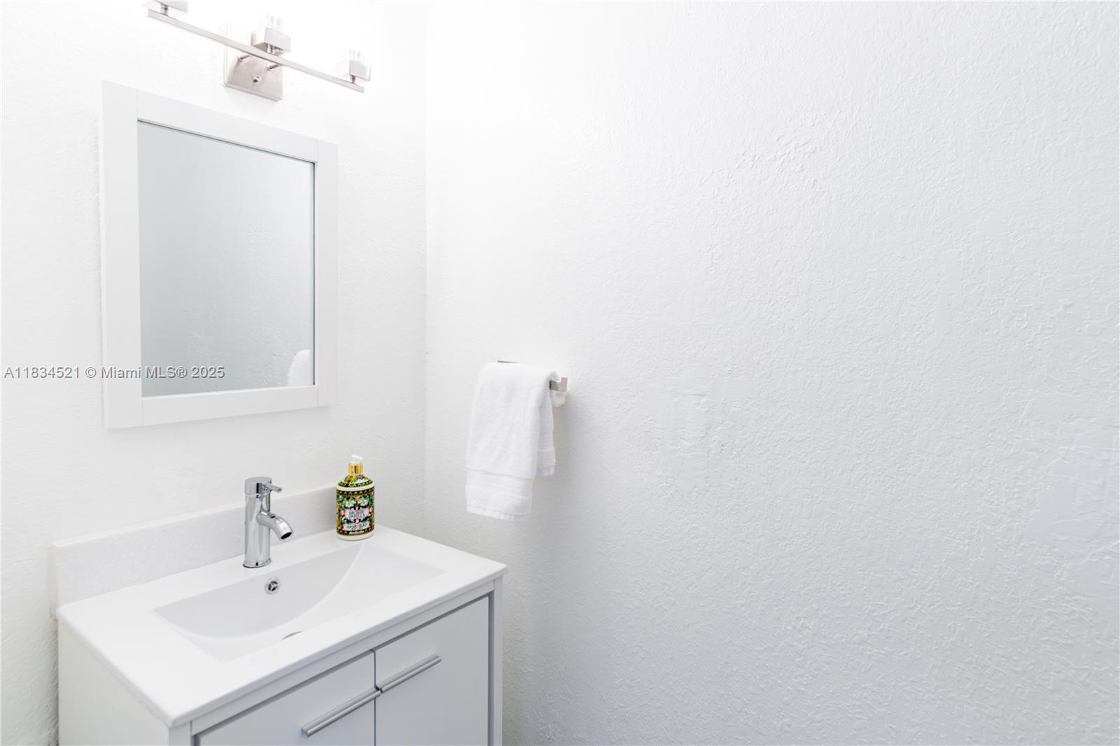 MELROSE POINT AT SANS SOU - Residential