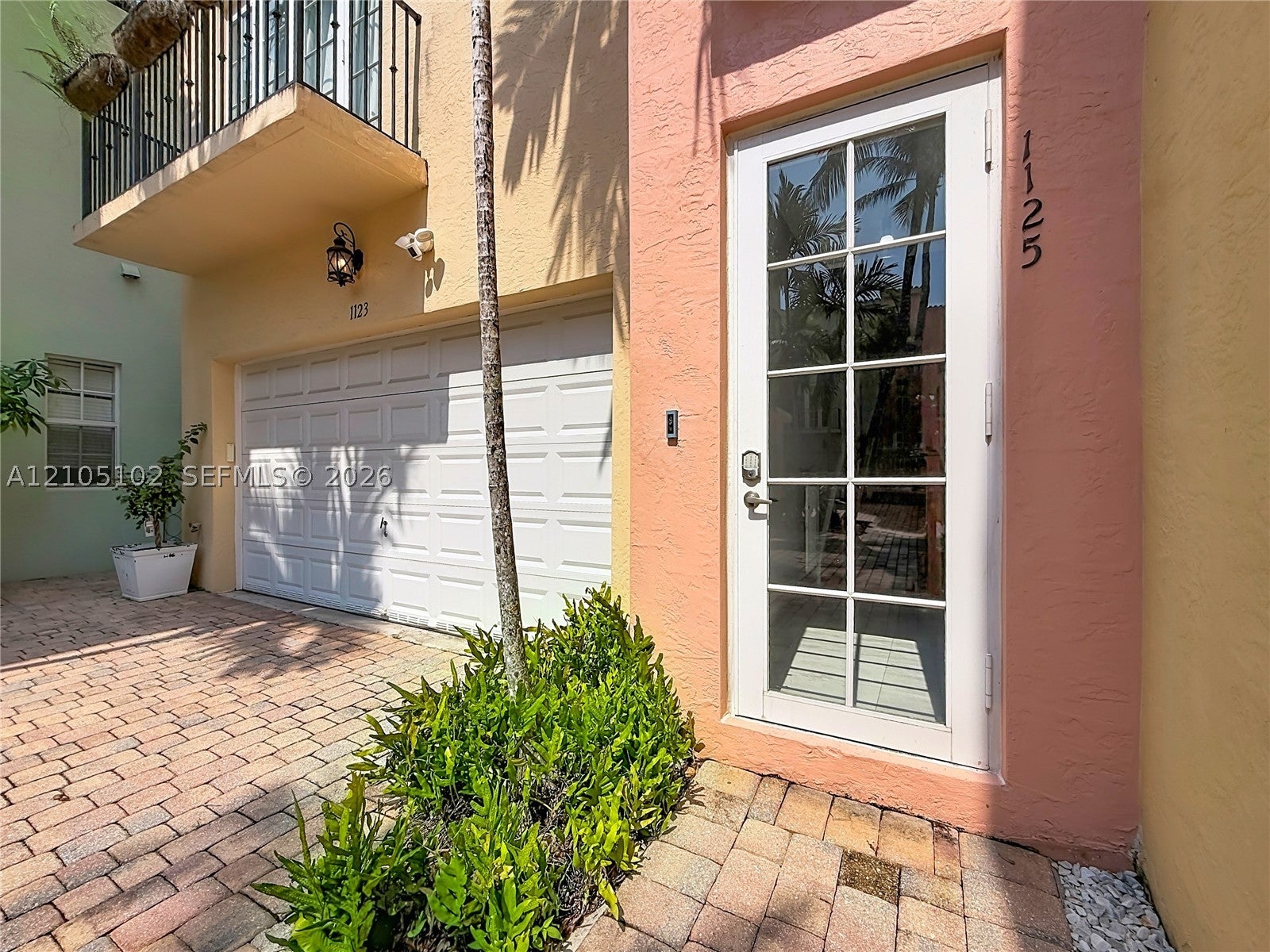 1125 NE 18th Ave 1125