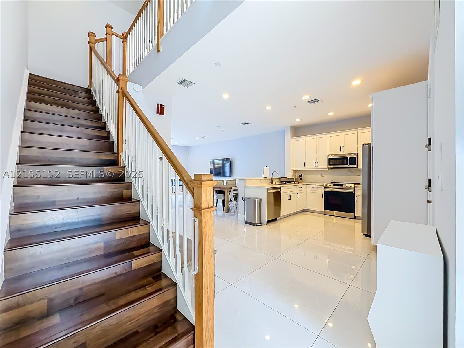 1125 NE 18th Ave 1125