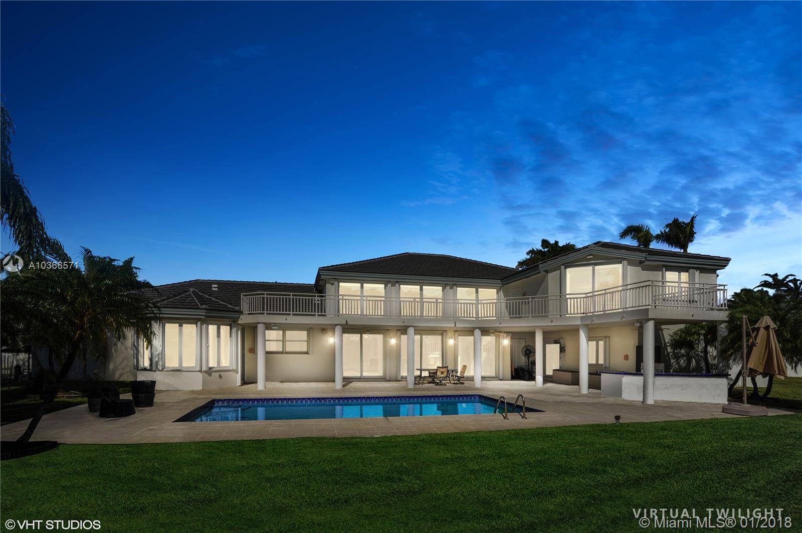 LAS VILLAS OF LA MANCHA W - Residential