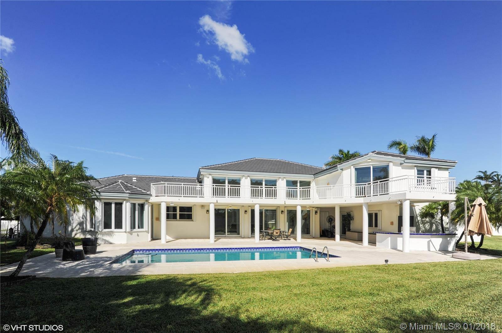 LAS VILLAS OF LA MANCHA W - Residential