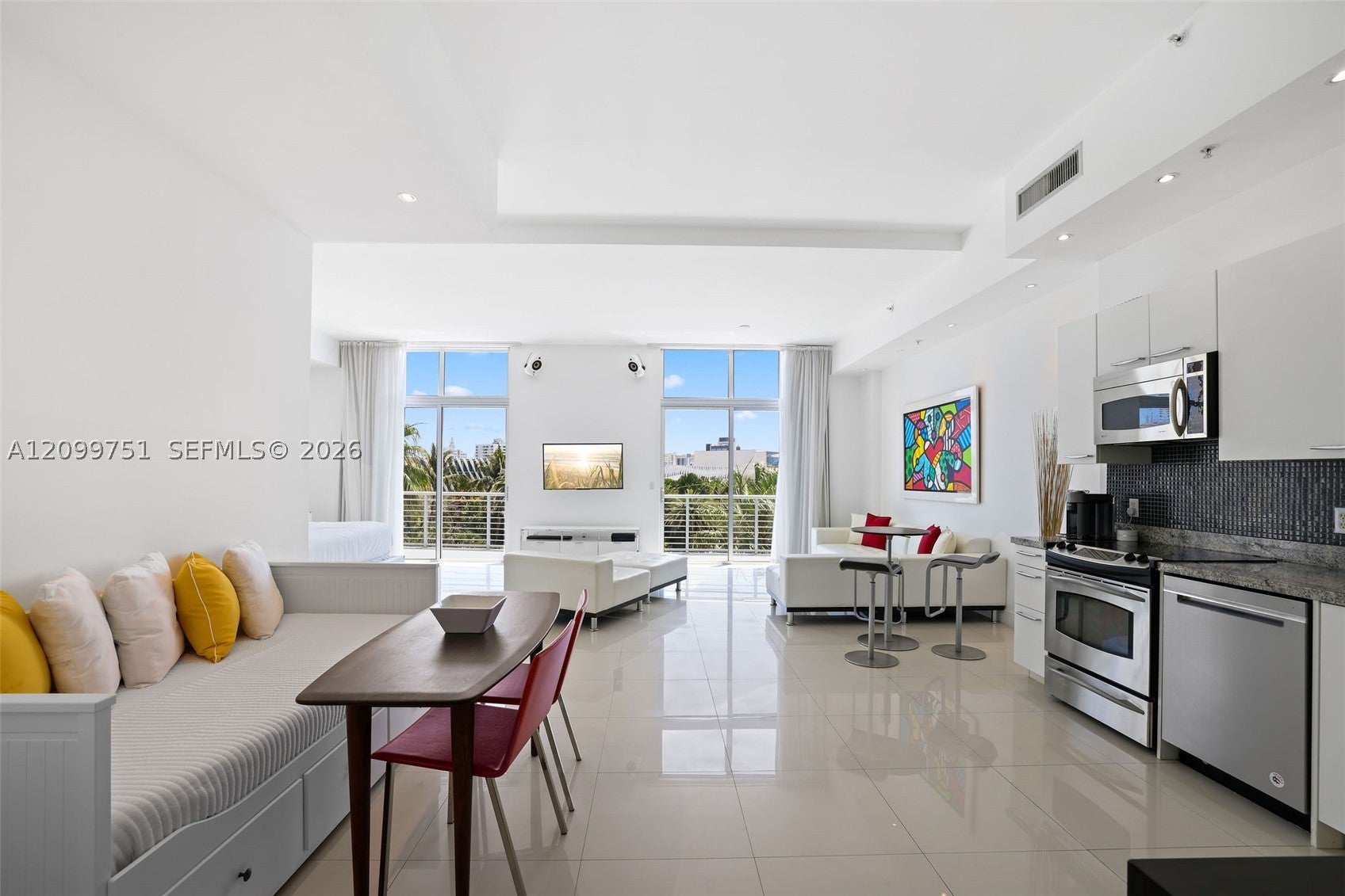 View photos, virtual tours, details... 2001 Meridian Ave 506