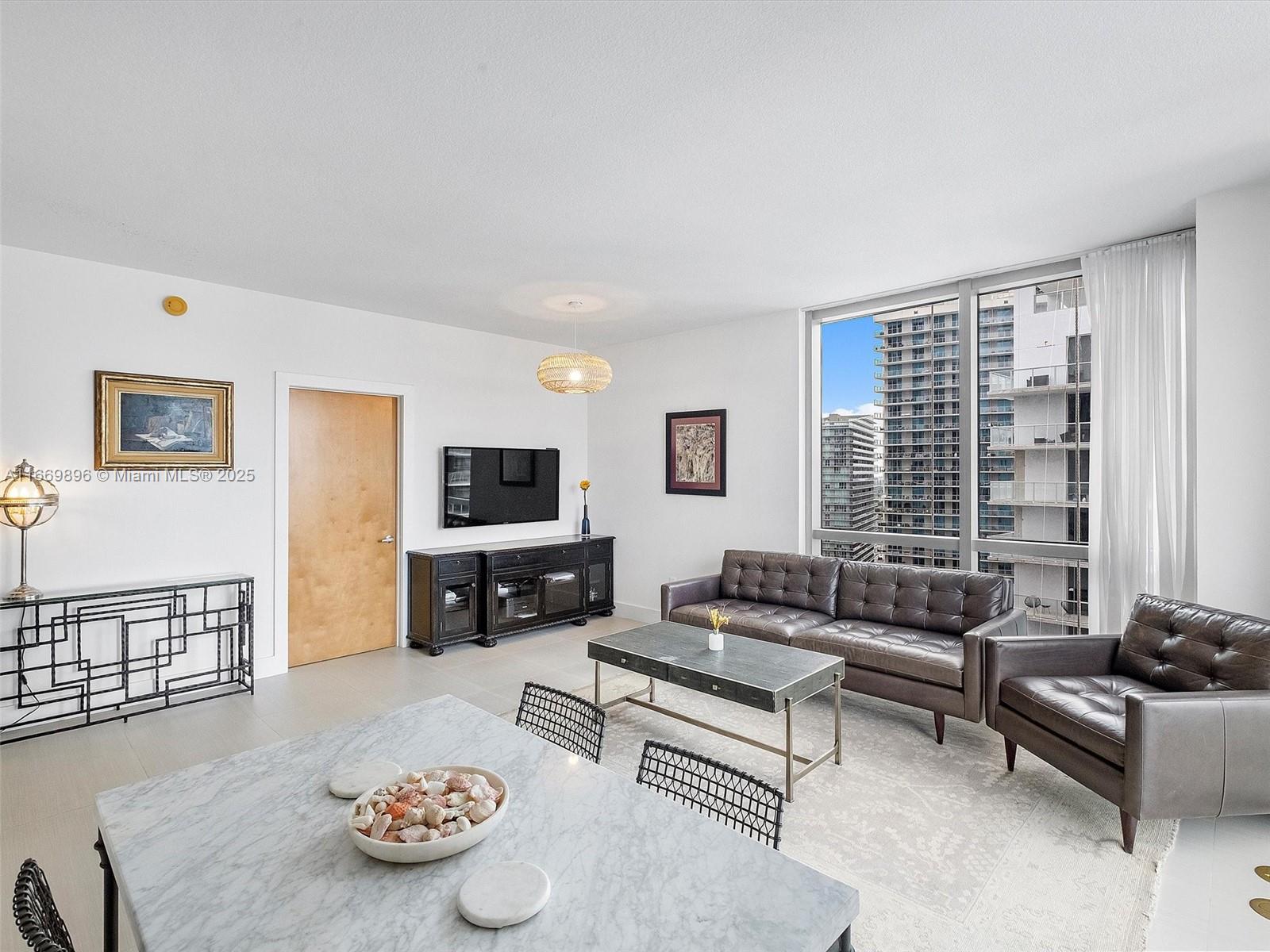 Property for Sale at 1060 Brickell Ave 3117, Miami, Broward County, Florida - Bedrooms: 2 
Bathrooms: 3  - $700,000