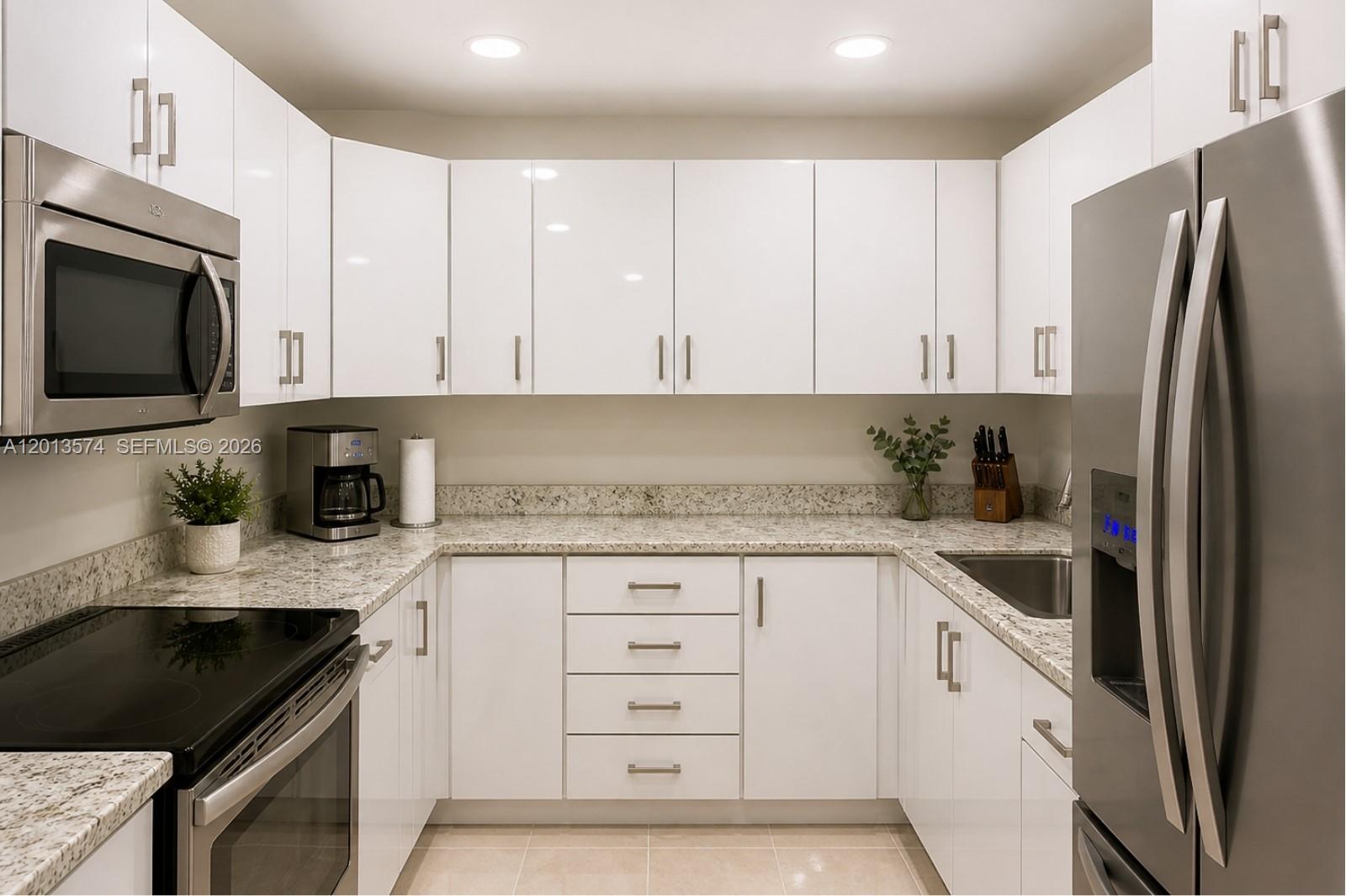 KINGS CREEK SO CONDO - Residential Lease