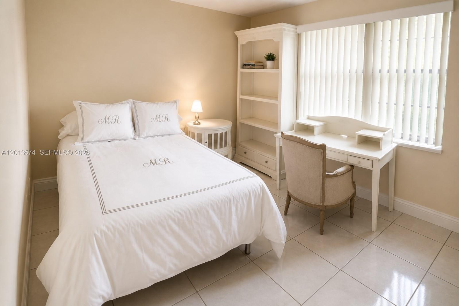 KINGS CREEK SO CONDO - Residential Lease