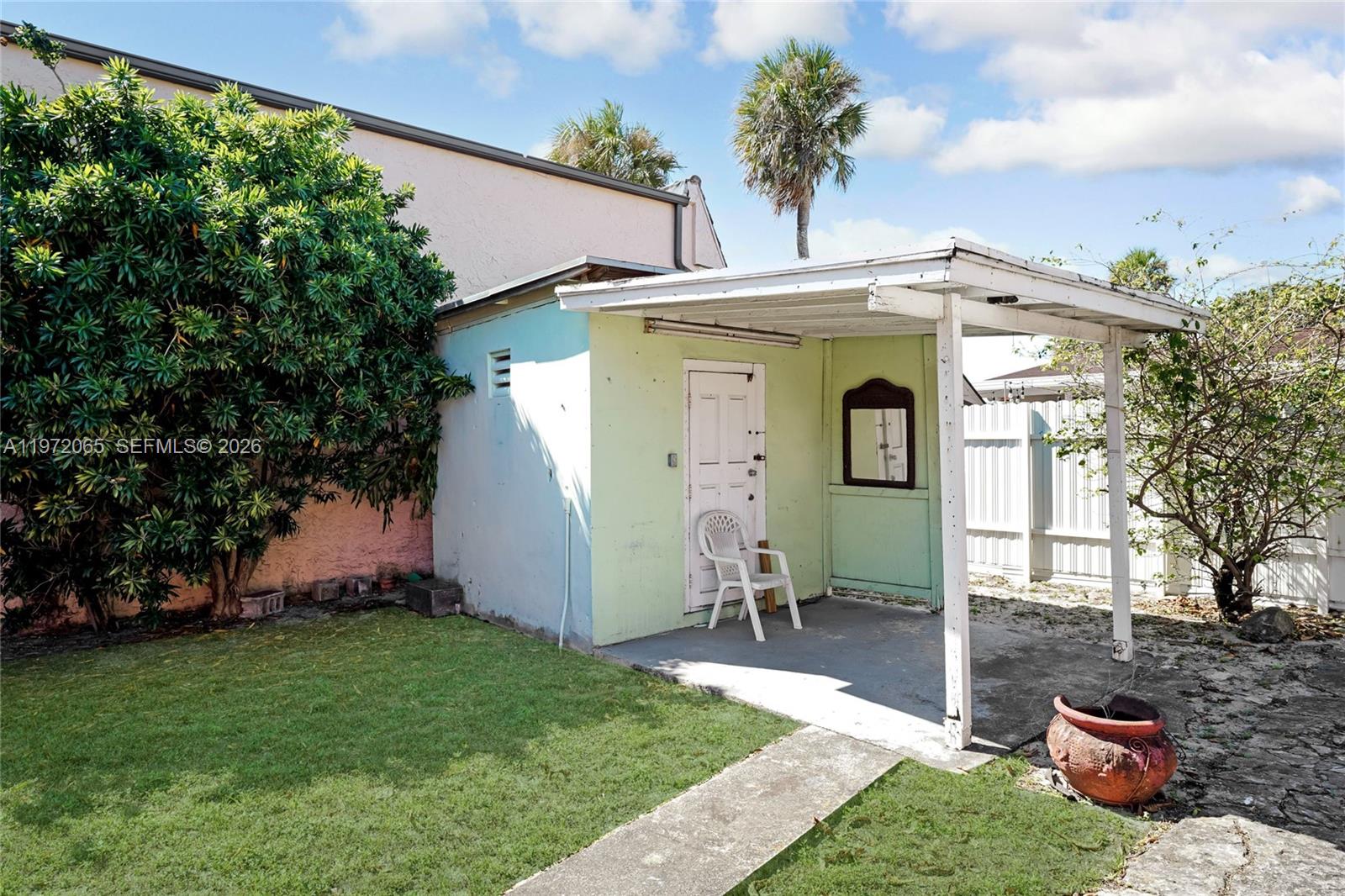 INGLESIDE PARK - Residential