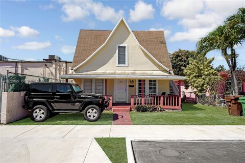 Photo of 4318 E 8th Ct, Hialeah, FL 33013 (MLS # A11972065)