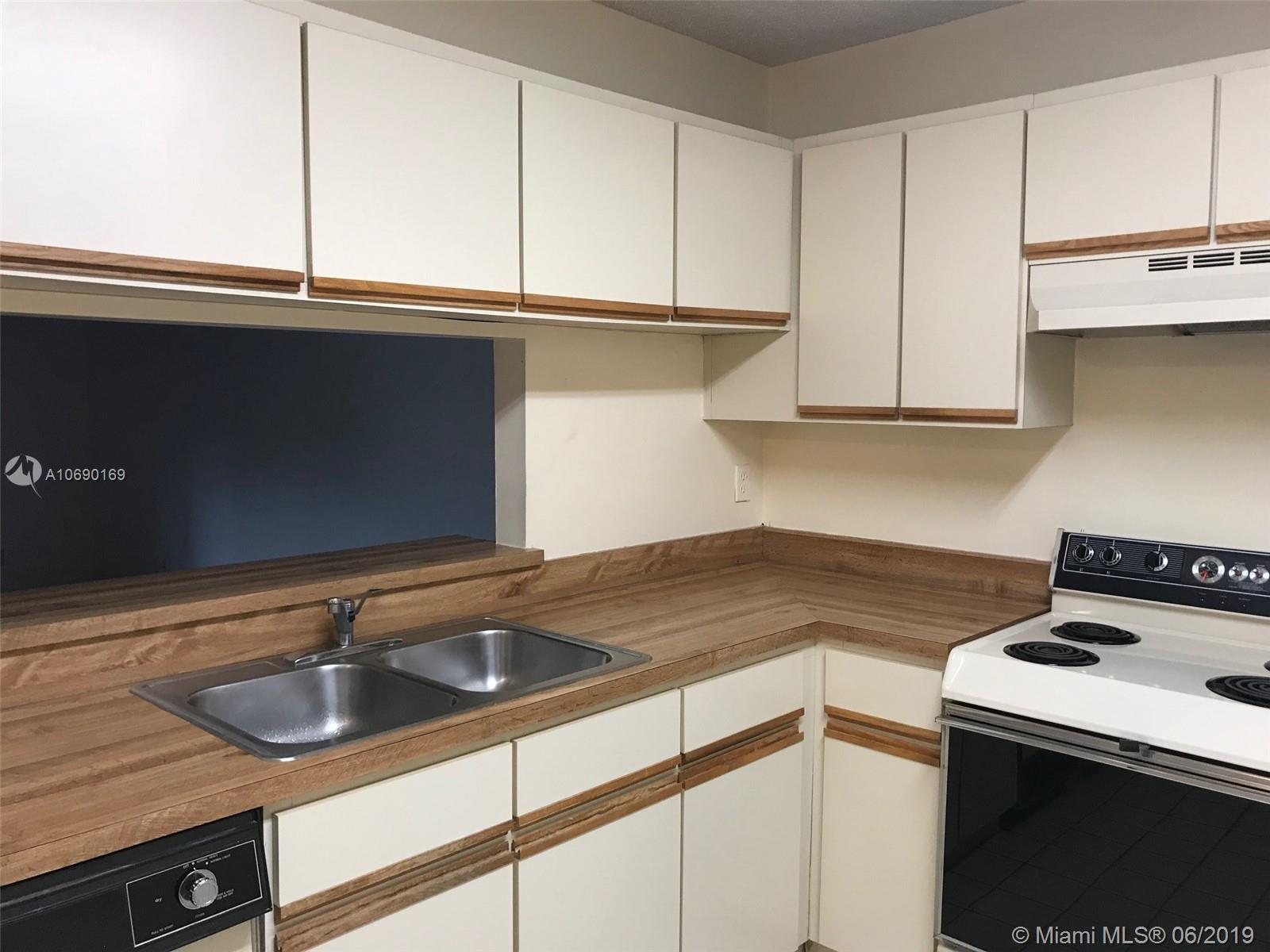 VINEYARDS OF PLANTATION C - Residential