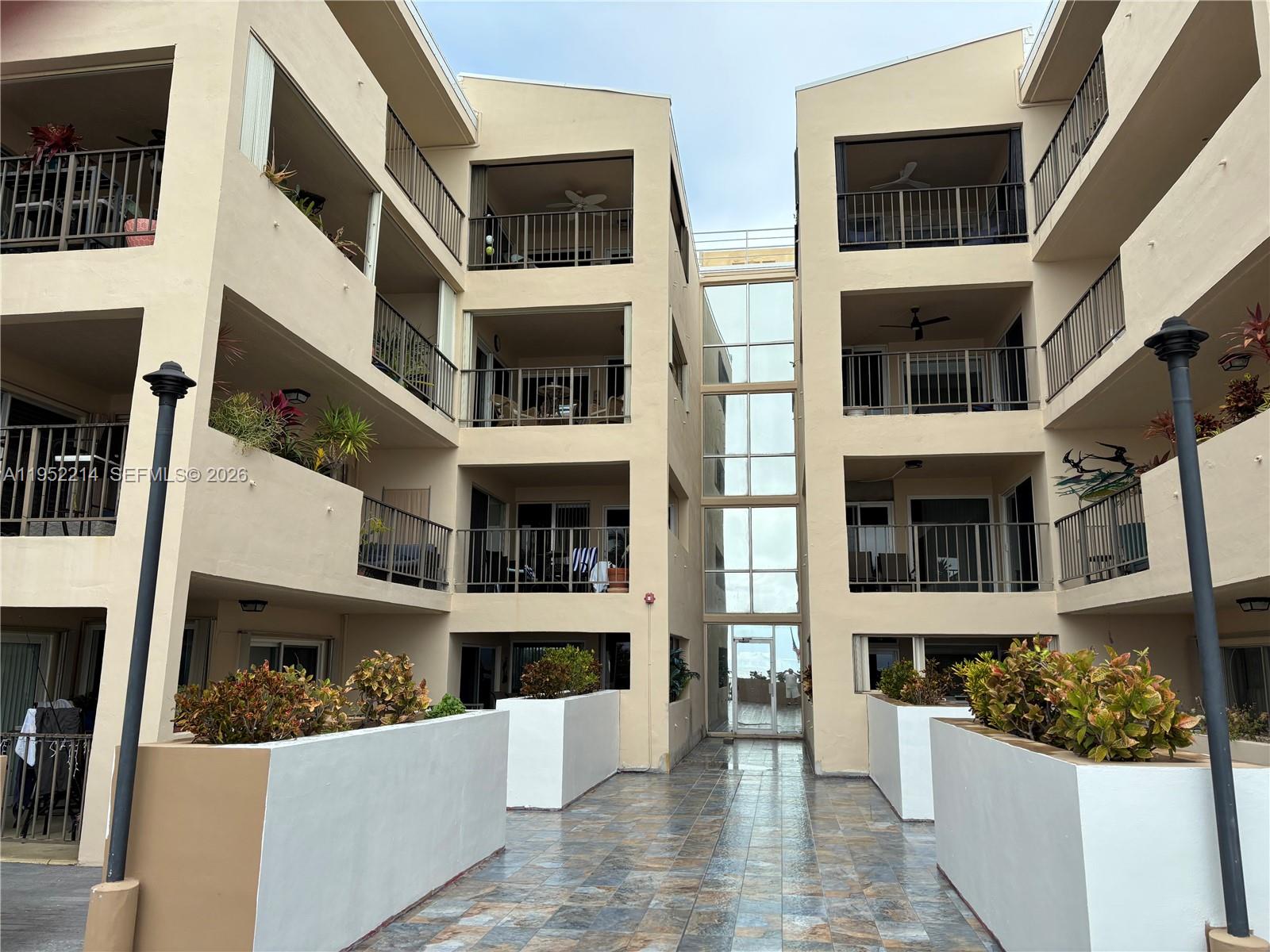 Palms of Isla (80.0) - Residential