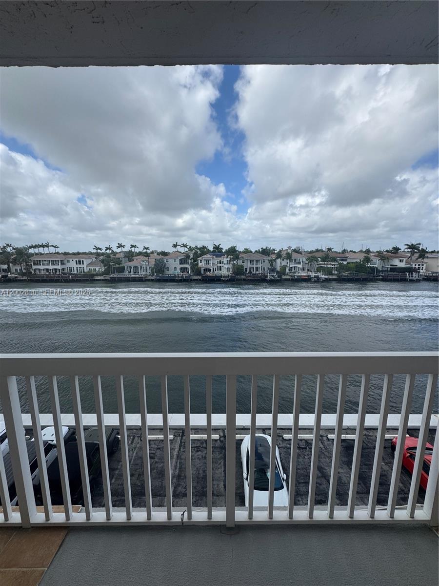 ALLINGTON TOWERS NORTH CO - Residential