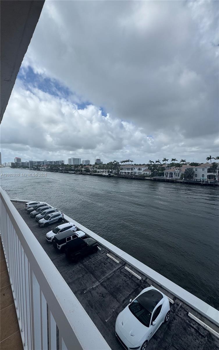 ALLINGTON TOWERS NORTH CO - Residential