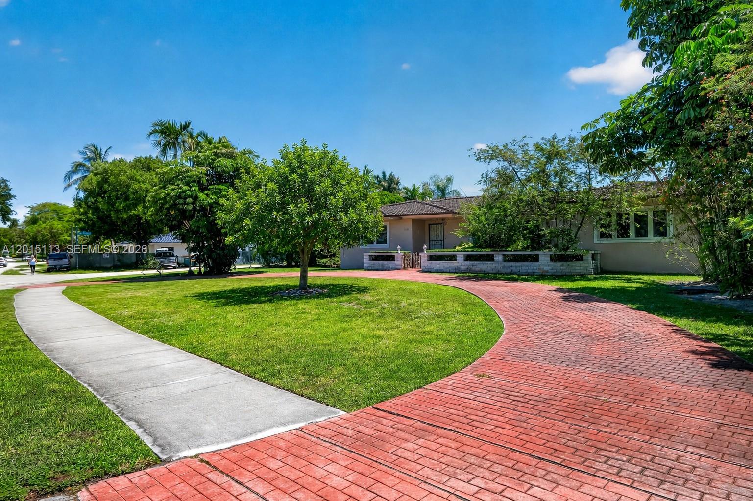 EARLETON SHORES - Residential