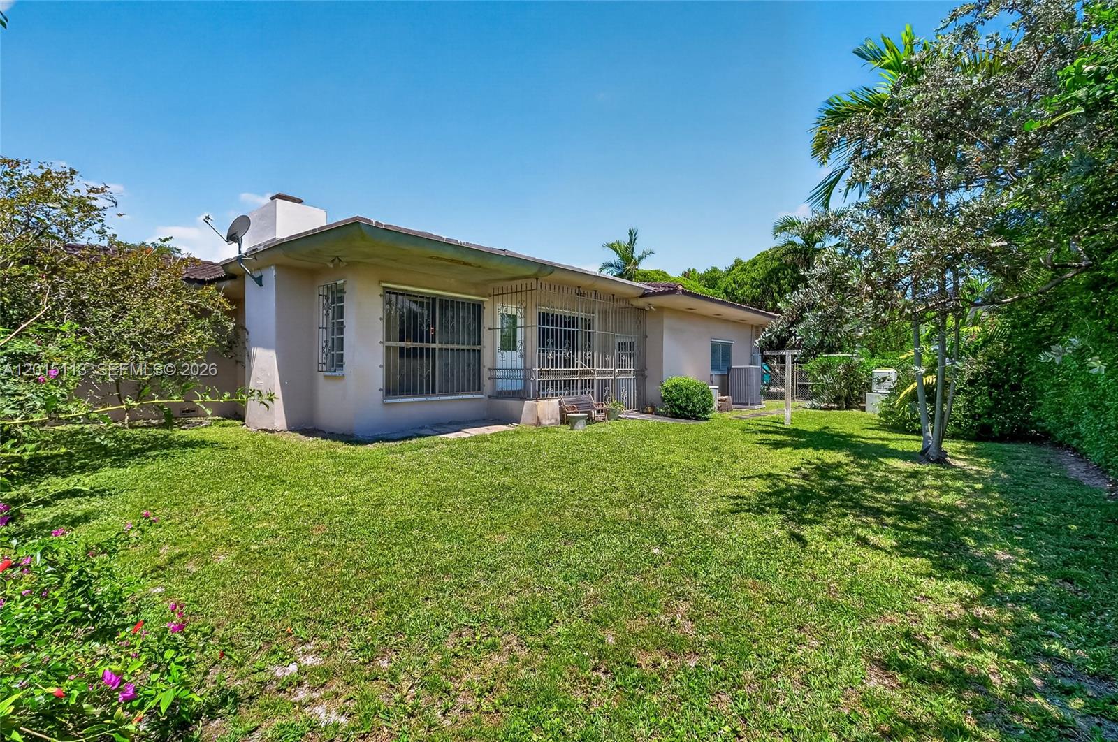 EARLETON SHORES - Residential