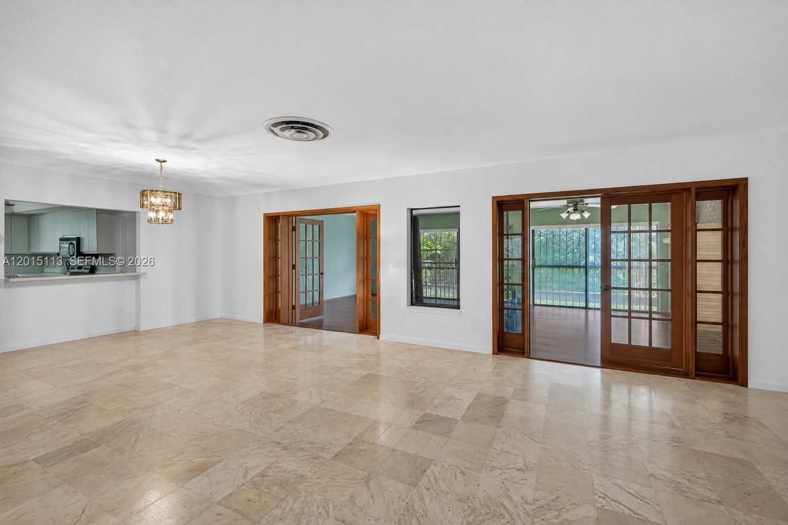 EARLETON SHORES - Residential