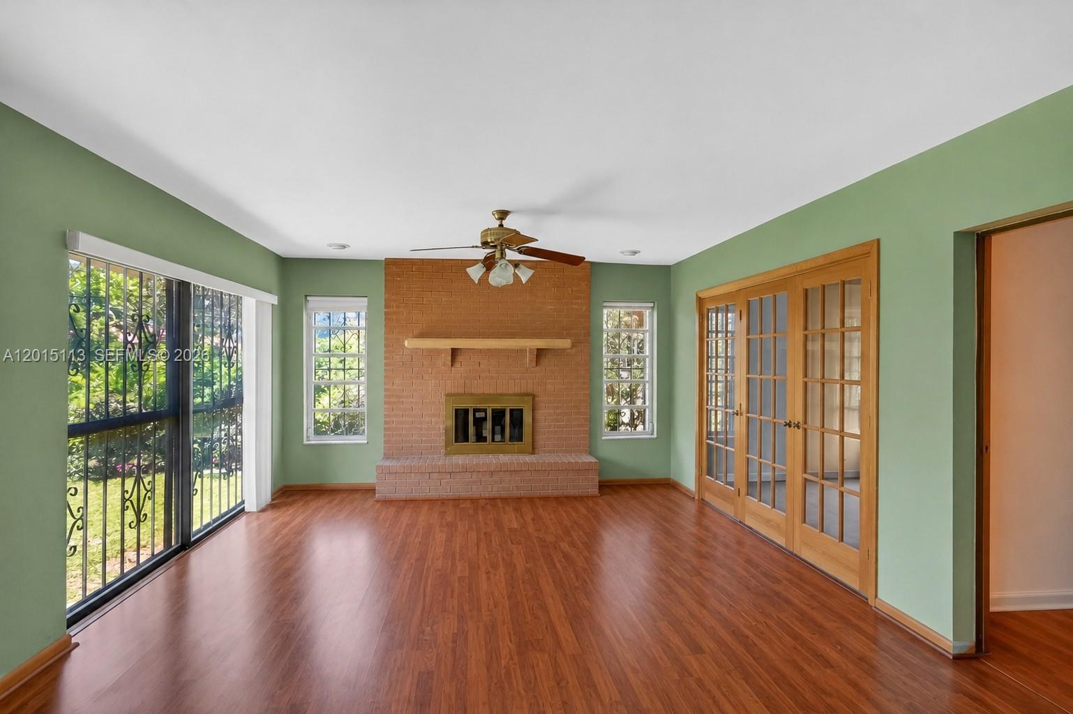 EARLETON SHORES - Residential