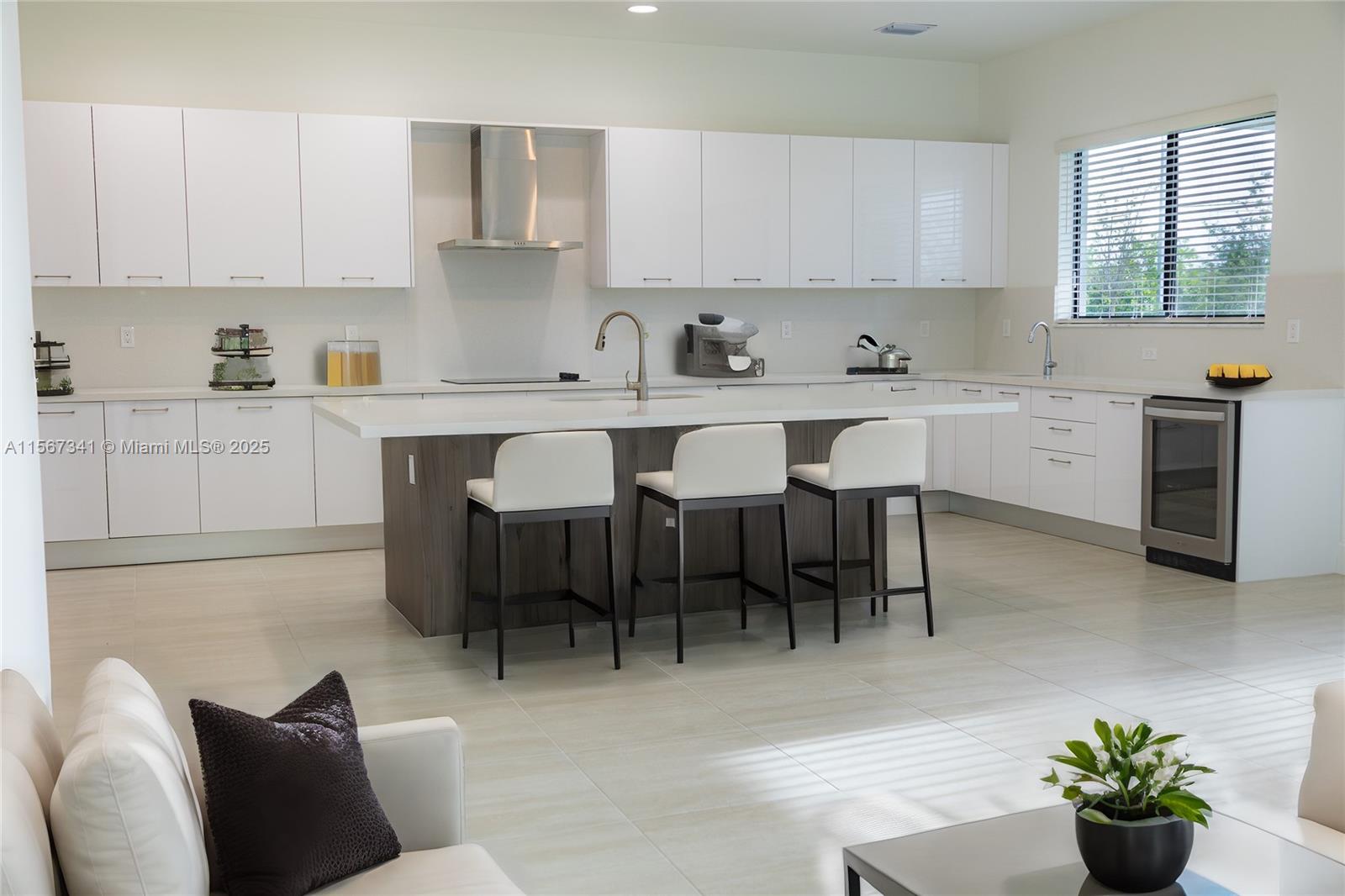 BRISTOL RESERVE - Residential