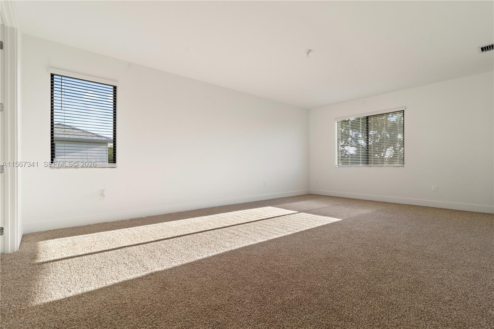 BRISTOL RESERVE - Residential