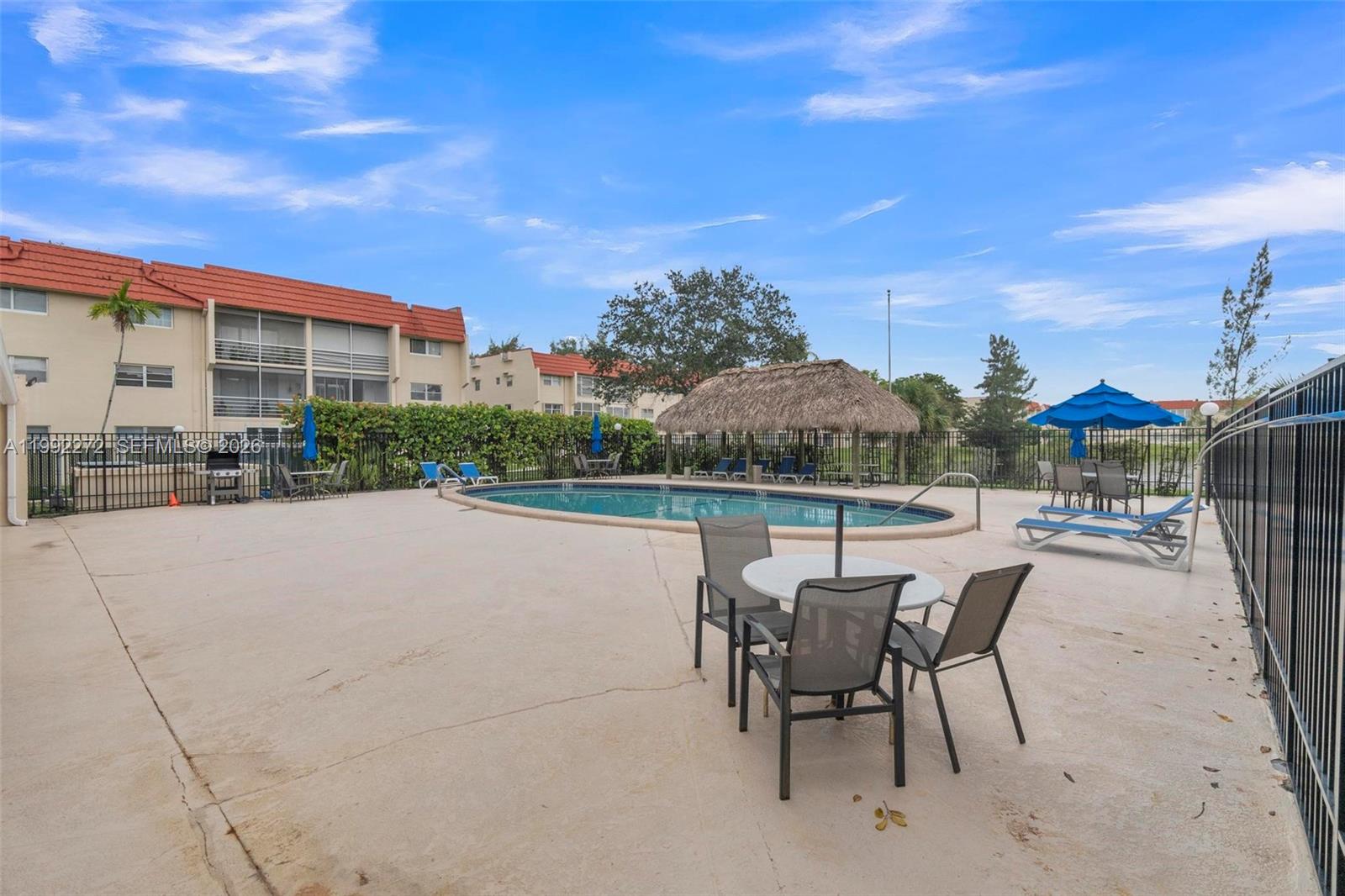 SUNRISE LAKES 9 CONDO - Residential