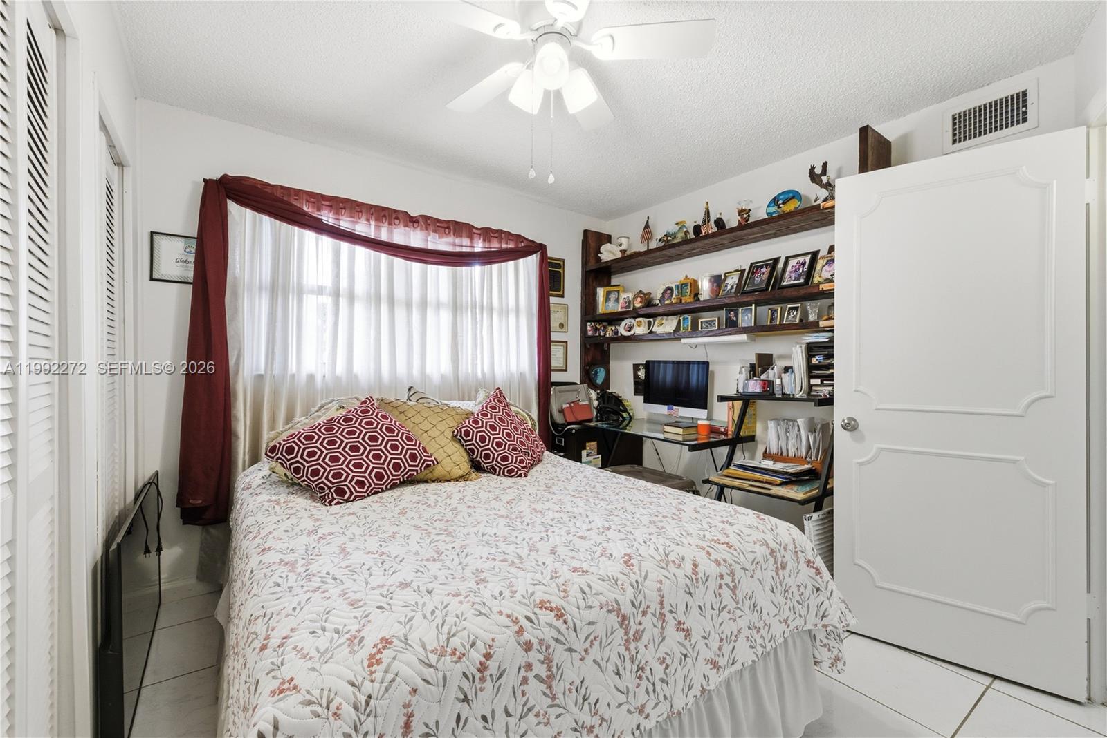 SUNRISE LAKES 9 CONDO - Residential