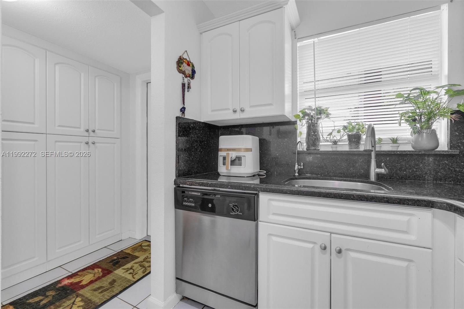 SUNRISE LAKES 9 CONDO - Residential