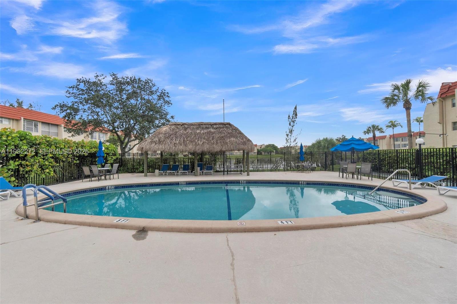 SUNRISE LAKES 9 CONDO - Residential