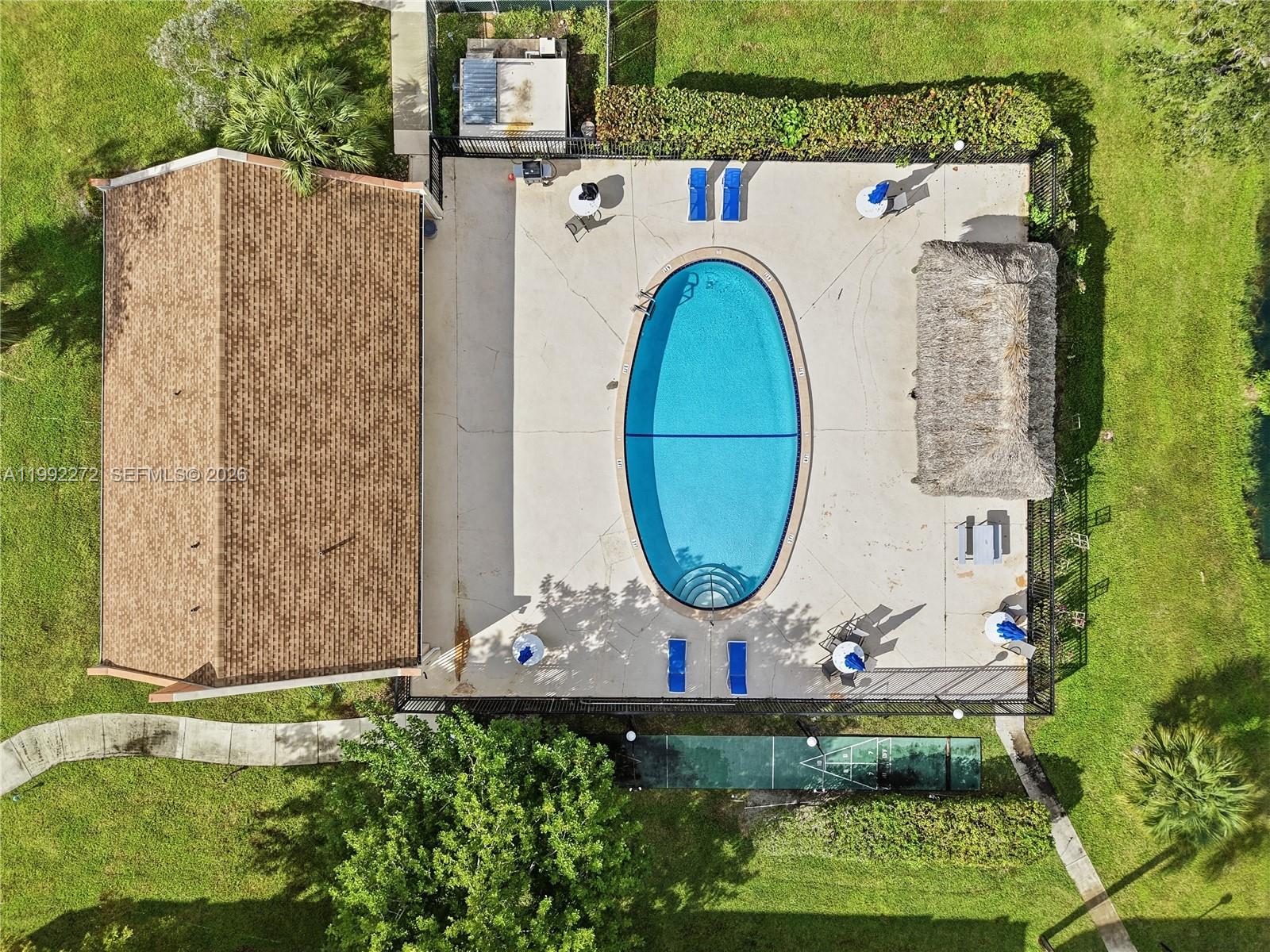 SUNRISE LAKES 9 CONDO - Residential