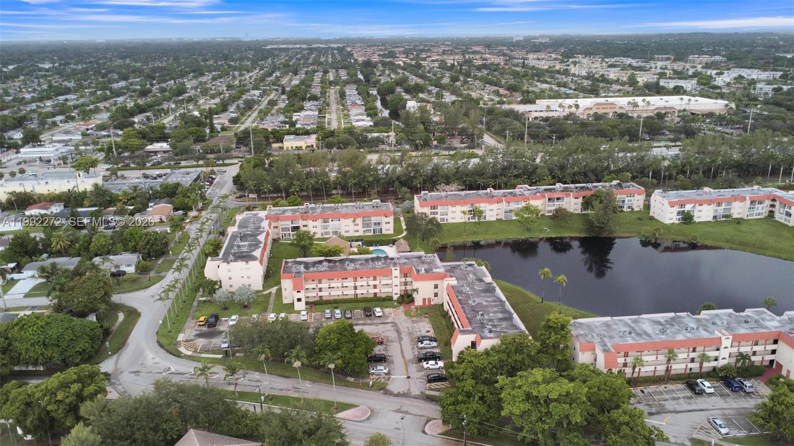 SUNRISE LAKES 9 CONDO - Residential