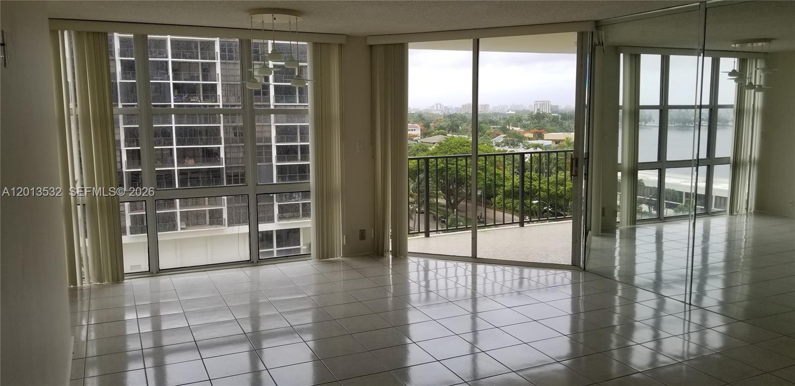 1901 Brickell Ave B906