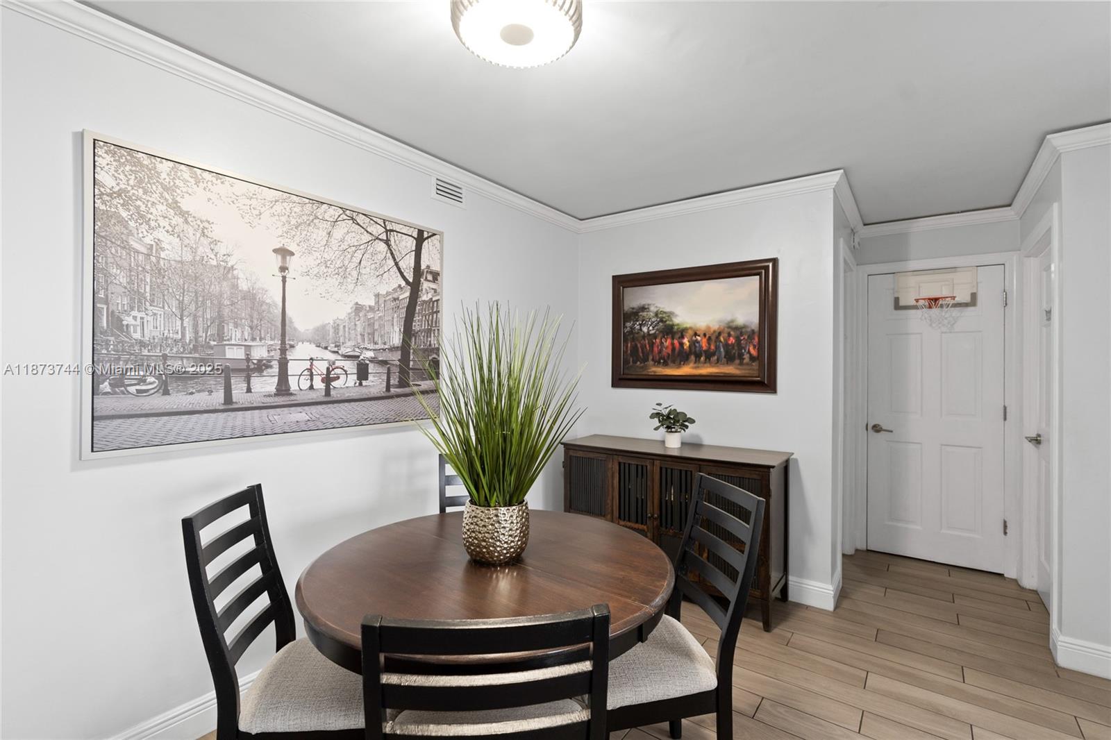 VANTAGE VIEW CONDO - Residential