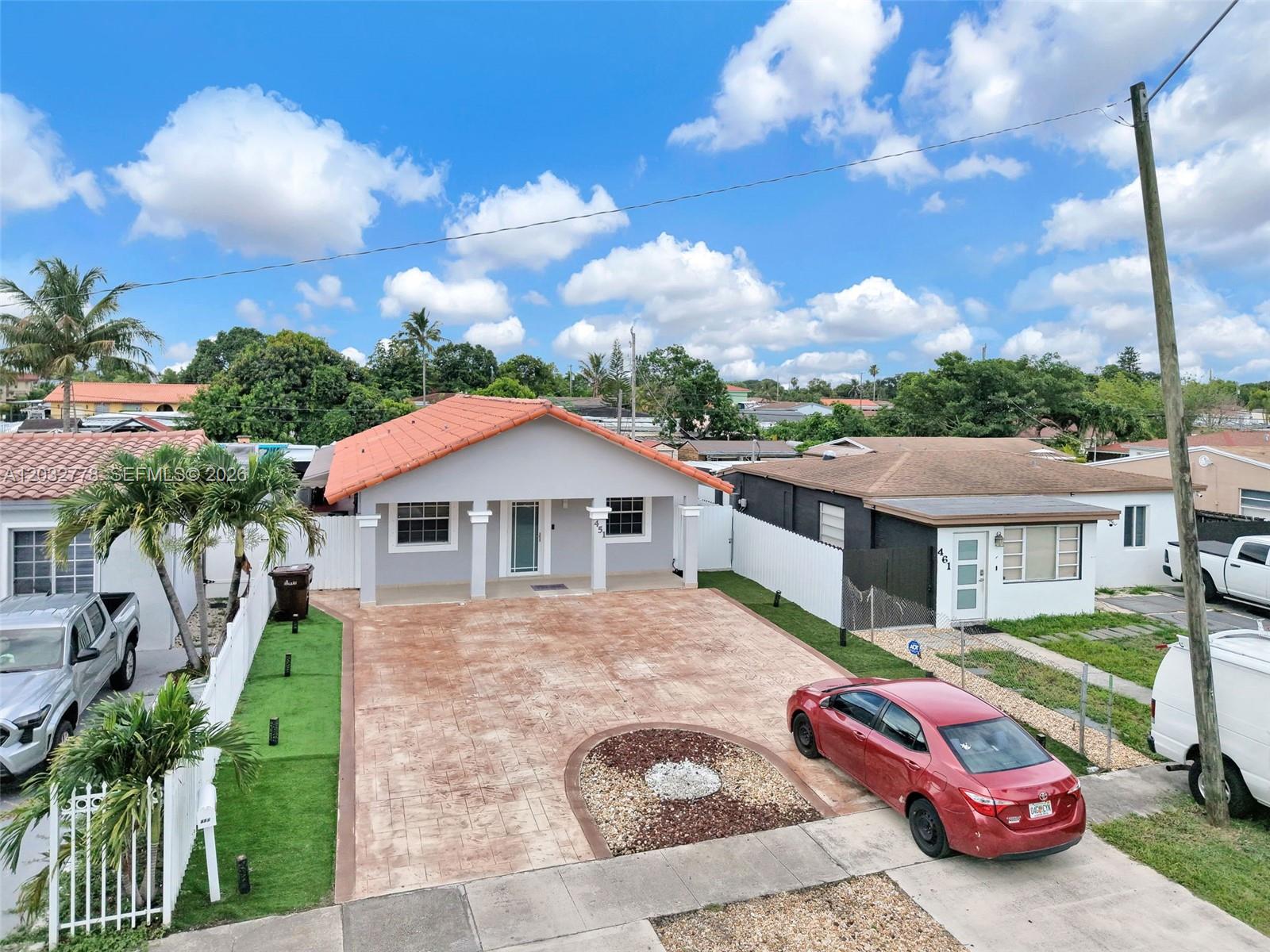 View photos, virtual tours, details... 451 E 37th St